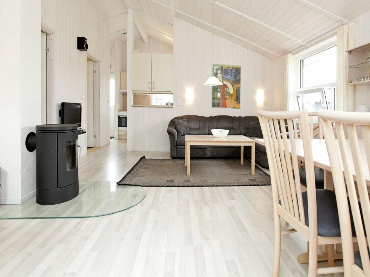 5 Person Holiday Home In Grömitz Buitenkant foto
